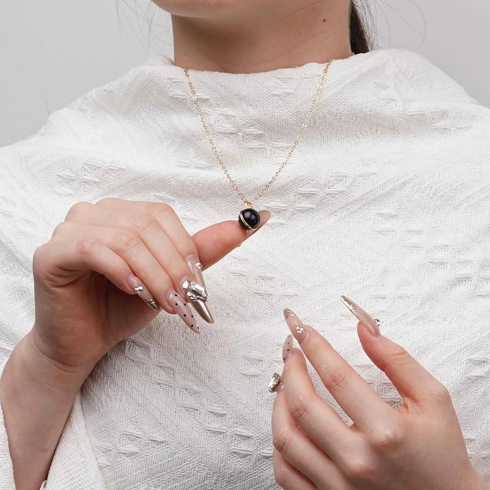 Black Onyx Crystal | Boosts resilience