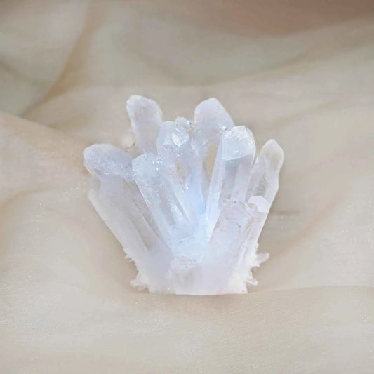 Natural Clear Quartz Cluster | for Clearing Mental Fog | Enhancing Clarity | Spiritual Focus