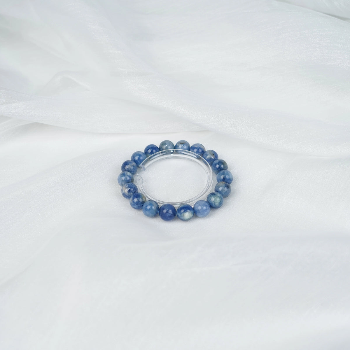 Kyanite Bracelet by Luananio – product view