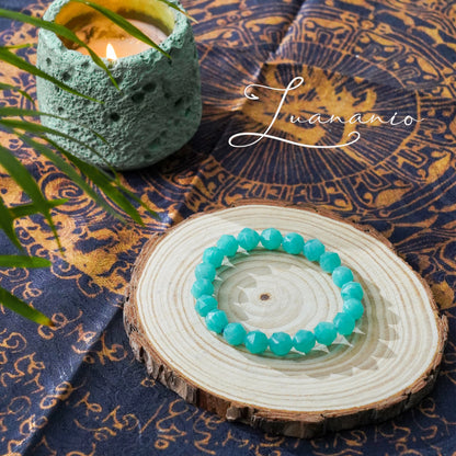 Moonstone Crystal by Luananio – product view